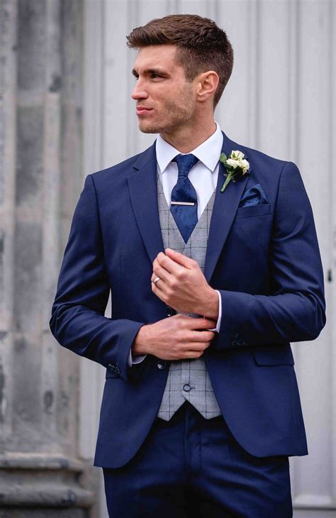 navy blue men's wedding suit.